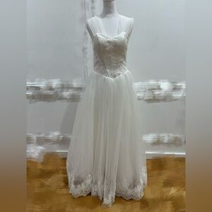 New Wedding Dress Sample Sale Adjustable Size XS-M